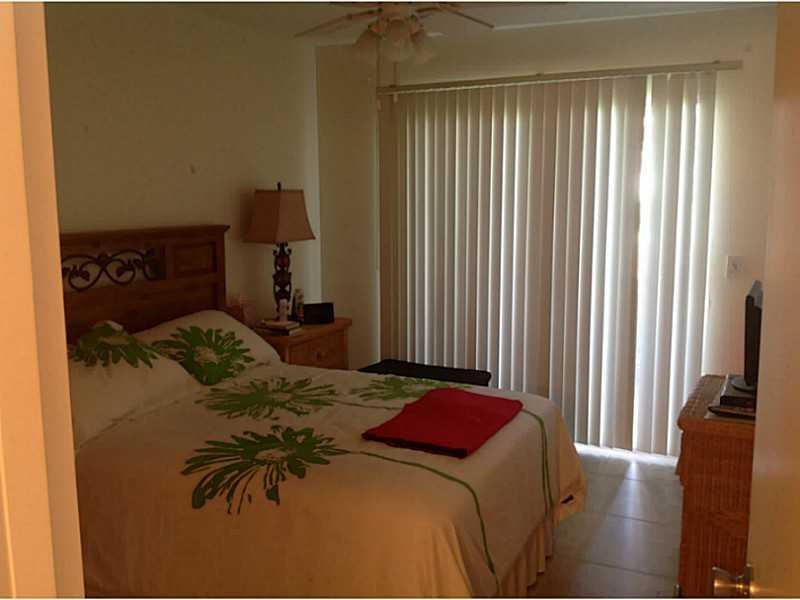 514 Fanshaw M, Unit 514 Boca Raton, FL 33434 - Photo 26 of 35 Bedroom Master