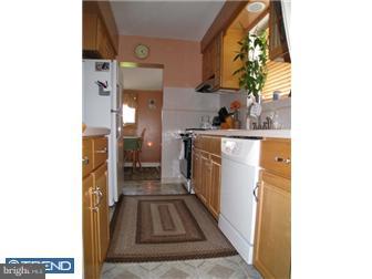 9204 Wesleyan Road Philadelphia, PA 19114 - Photo 2 of 12 Kitchen