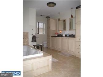 9204 Wesleyan Road Philadelphia, PA 19114 - Photo 9 of 12 Gallery Image 9