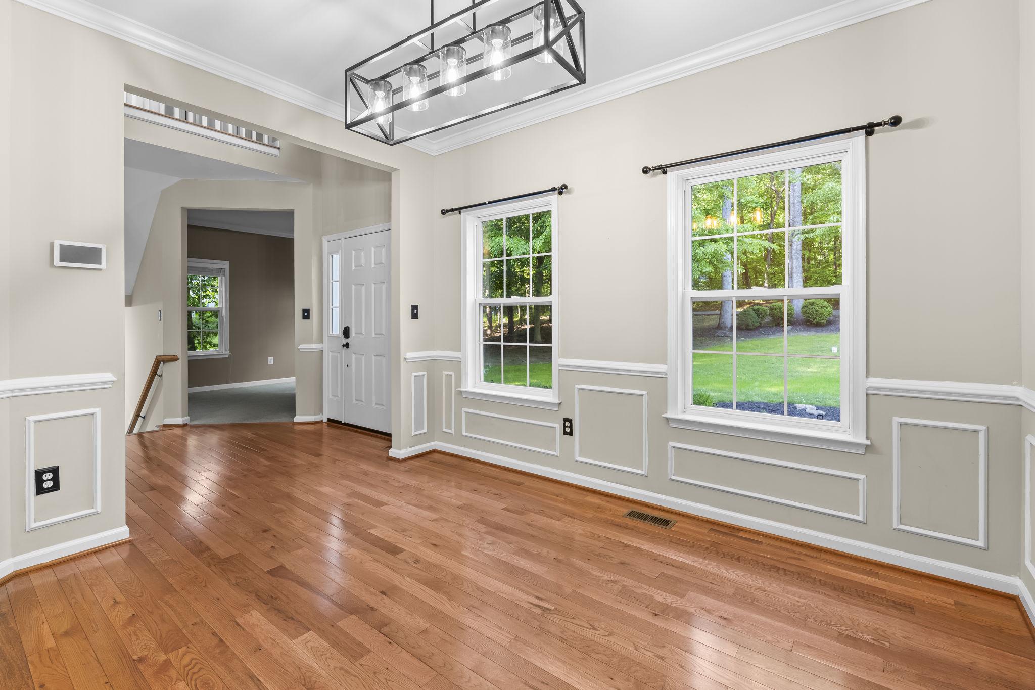 210 Walnut Creek Road Huntingtown, MD 20639 - Photo 7 of 47 Bright and airy dining room