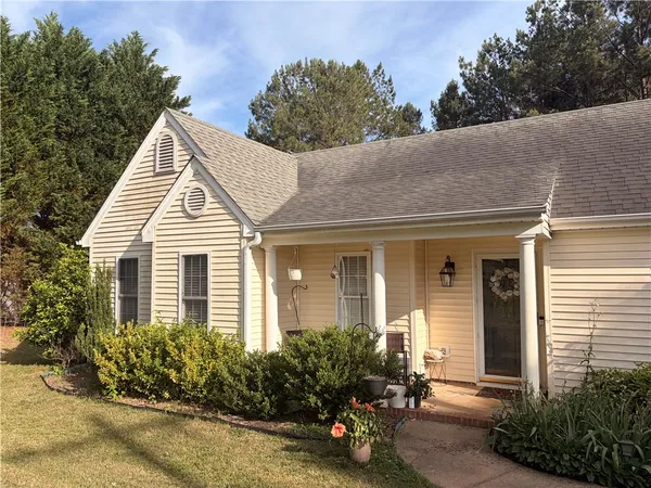 $258,000 | 988 Levi Lane, Westminster, SC 29693