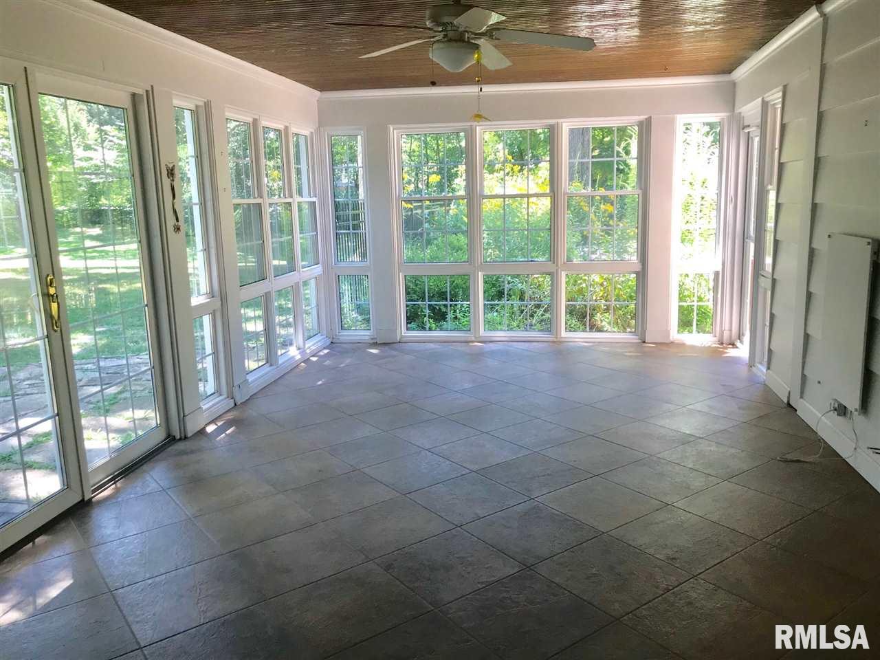 1840 West Laurel Street Springfield, IL 62704 - Photo 11 of 38