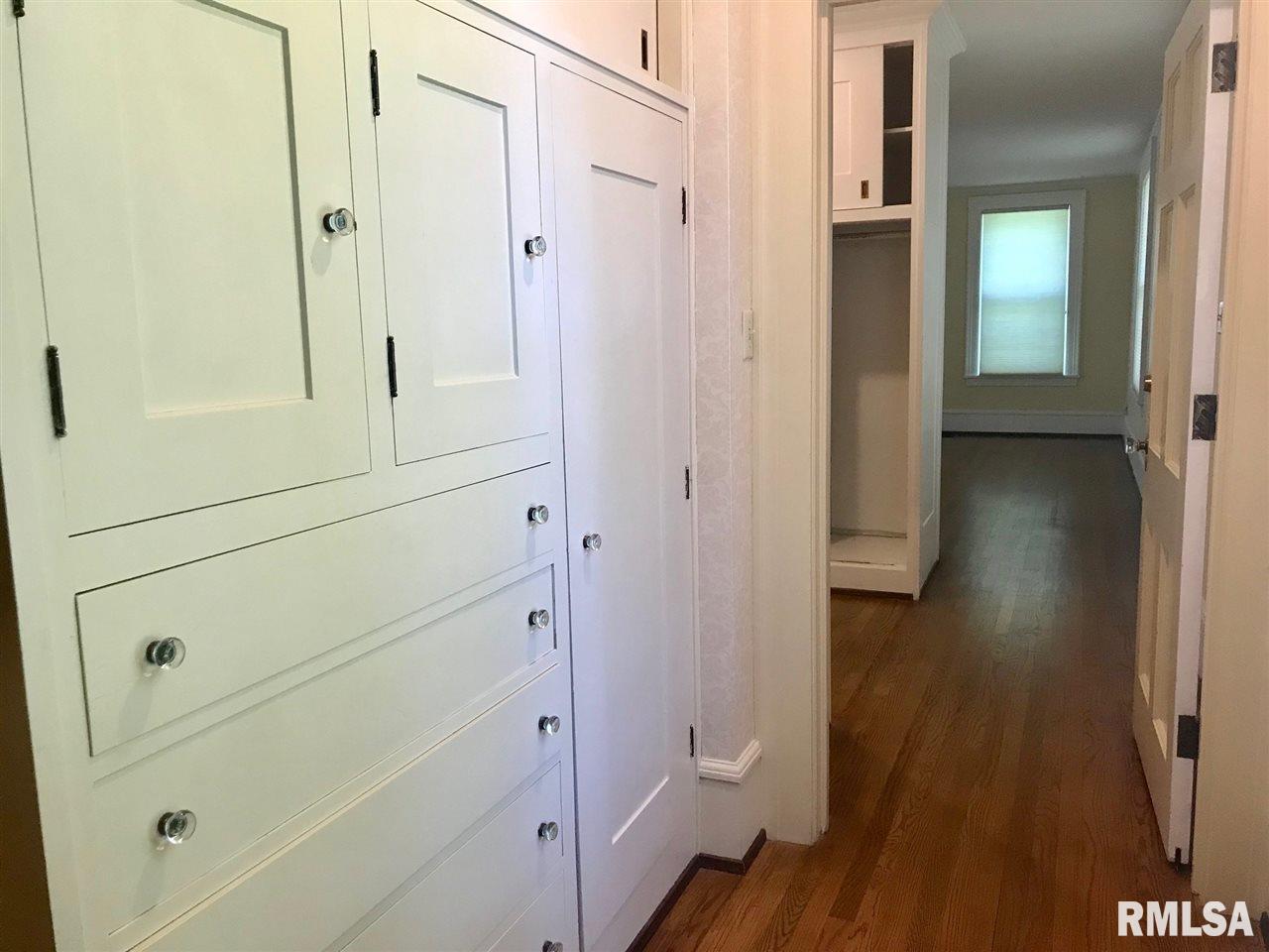 1840 West Laurel Street Springfield, IL 62704 - Photo 22 of 38