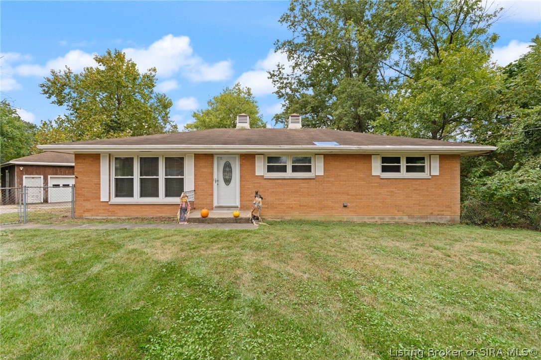 614 Lynn Road New Albany, IN 47150 - Photo 1 of 50 Gallery Image 1