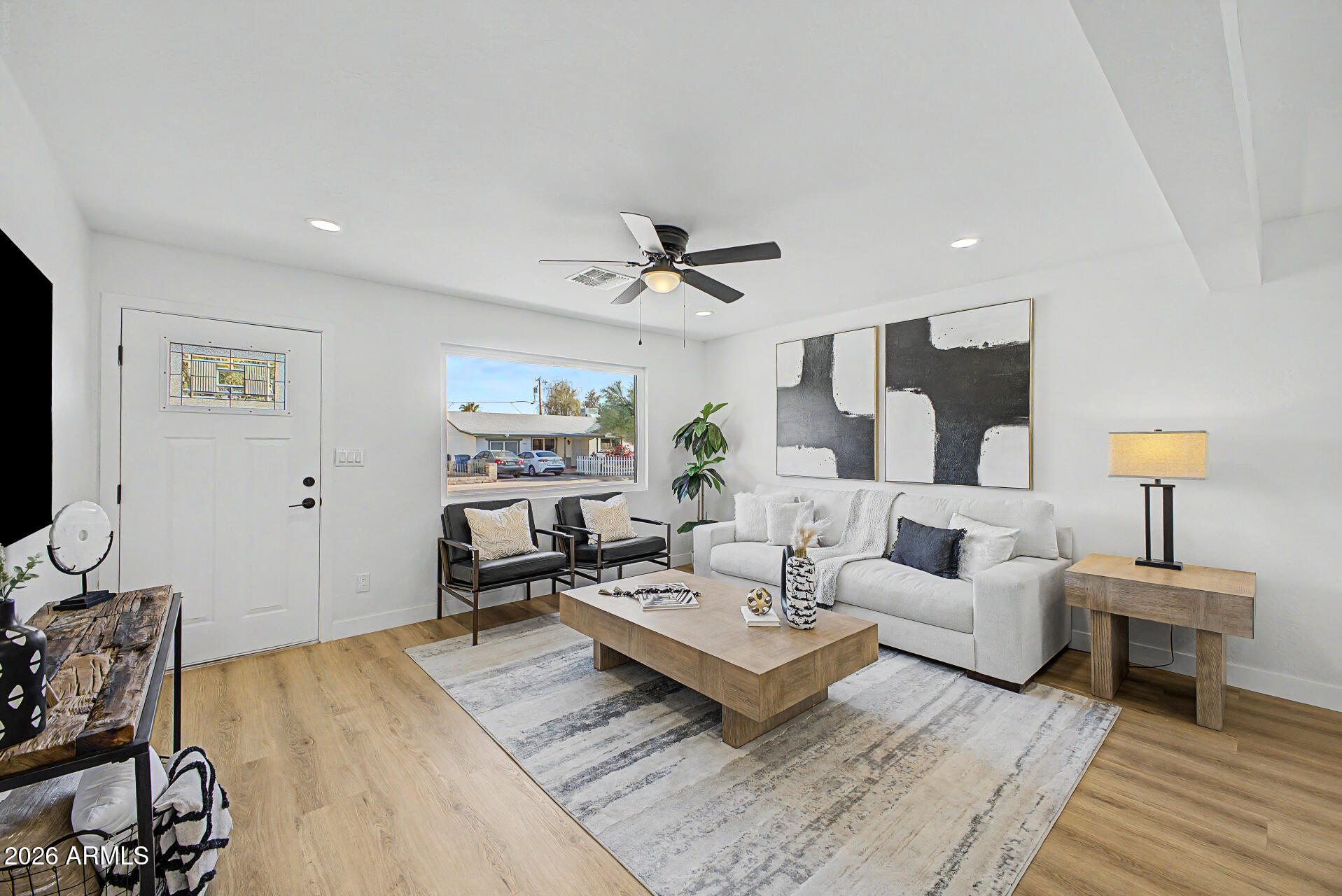 1018 East Ruth Avenue Phoenix, AZ 85020 - Photo 14 of 54