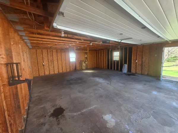 $225,000 | 1617 Crystal Drive, Albert Lea, MN 56007