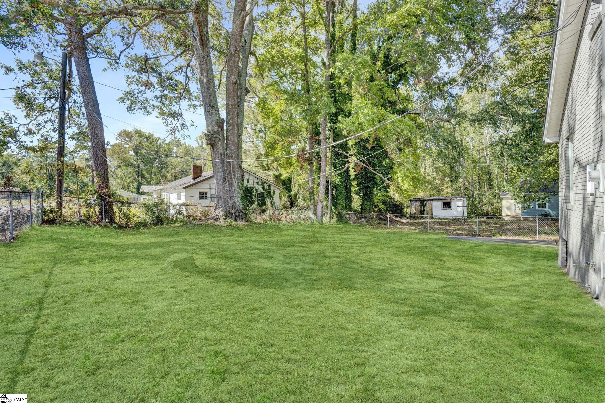 322 Davidson Street Clinton, SC 29325 - Photo 33 of 40 Gallery Image 33