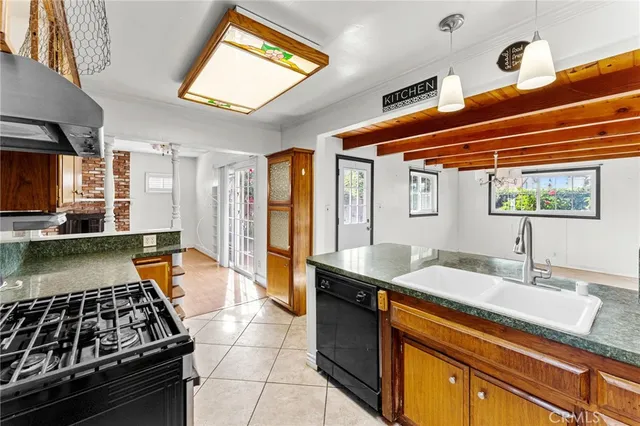 $729,900 | 1045 Cathedral Way, Pomona, CA 91768