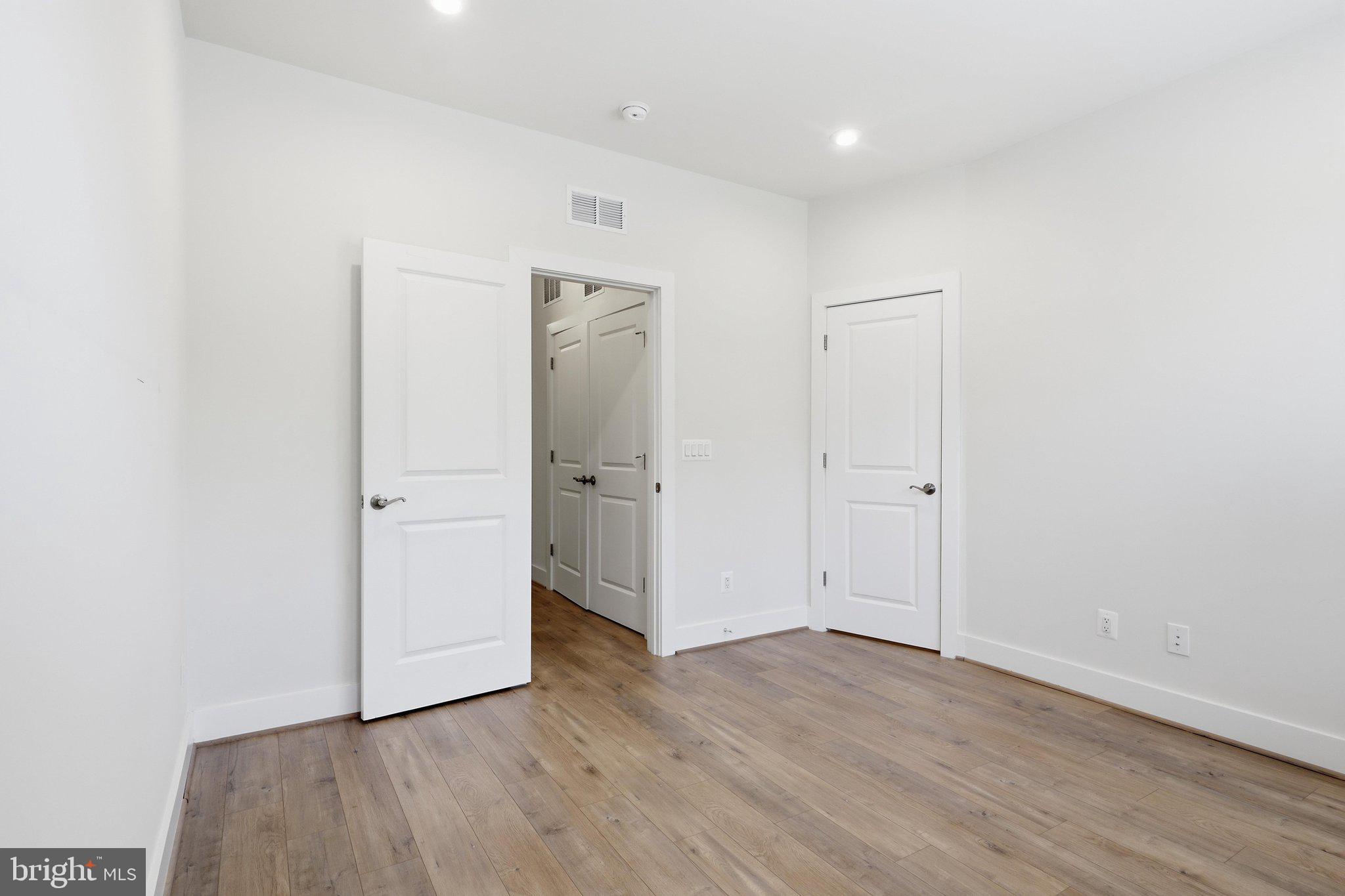 2252 South Glebe Road Arlington, VA 22204 - Photo 21 of 45