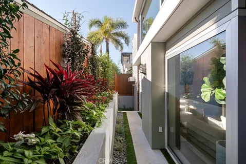 $2,349,000 | 31911 Crestwood Place, Laguna Beach, CA 92651