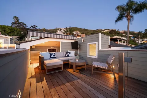 $2,349,000 | 31911 Crestwood Place, Laguna Beach, CA 92651