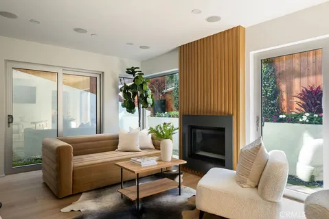 $2,349,000 | 31911 Crestwood Place, Laguna Beach, CA 92651