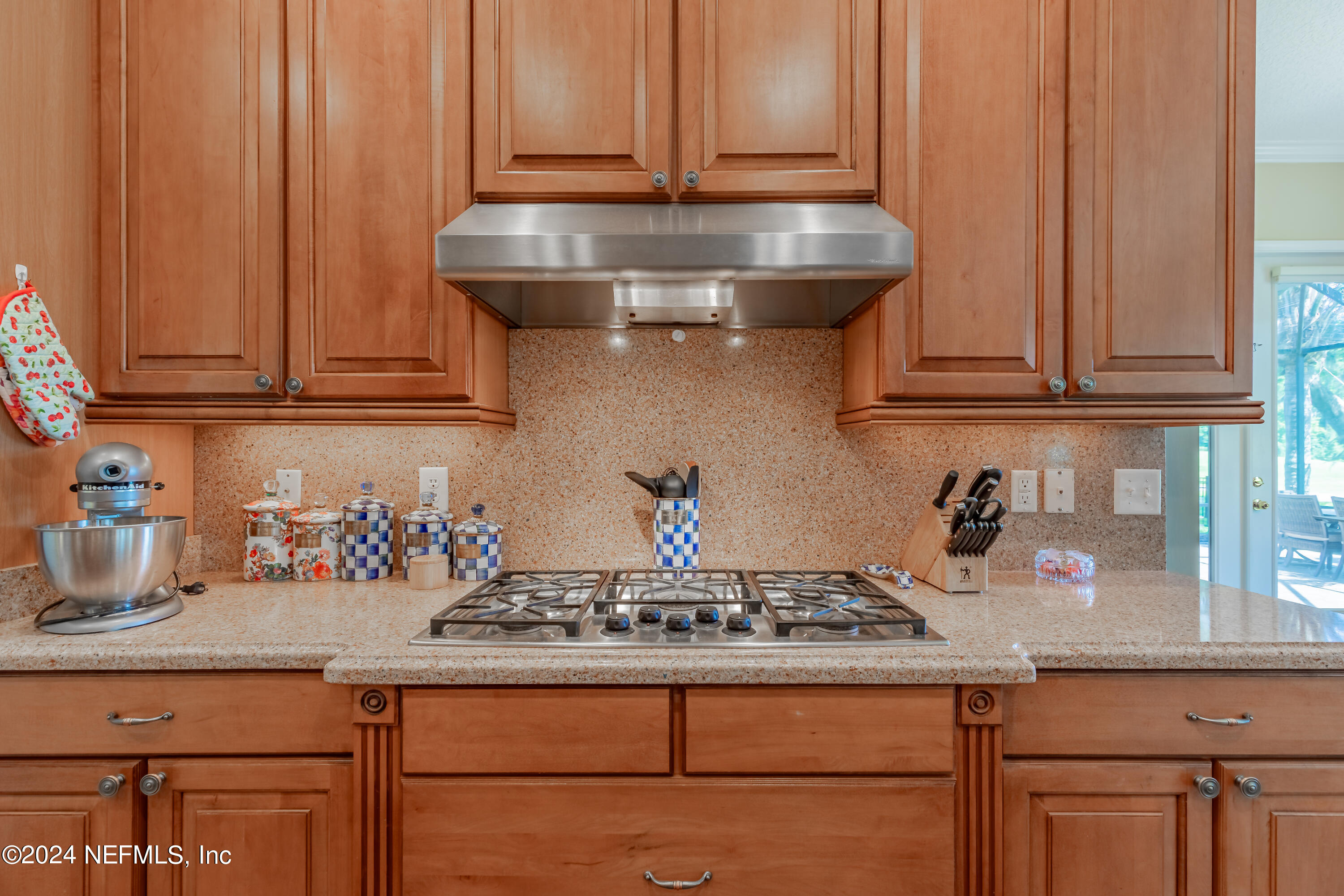 2032 Rivergate Drive Fleming Island, FL 32003 - Photo 25 of 120 Kitchen Gas Cooktop