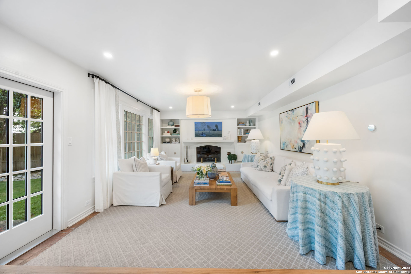 647 Terrell Road San Antonio, TX 78209 - Photo 14 of 48