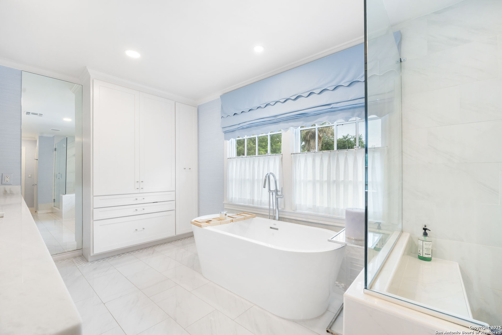 647 Terrell Road San Antonio, TX 78209 - Photo 35 of 48