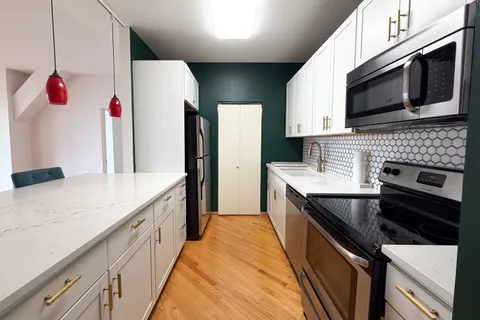 $340,000 | 431 South Dearborn Street, Unit 806, Chicago, IL 60605