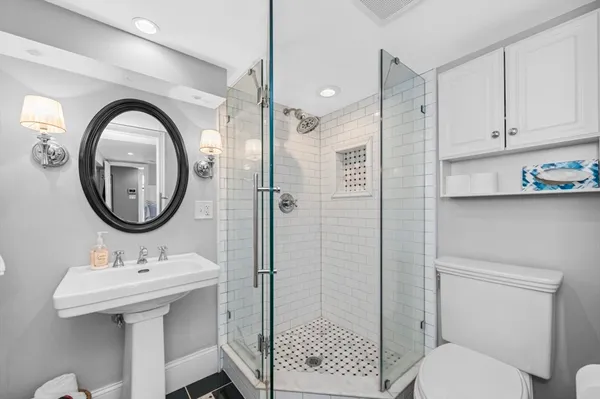 $5,000 | 45 Rutherford Avenue, Unit 1, Boston, MA 02129