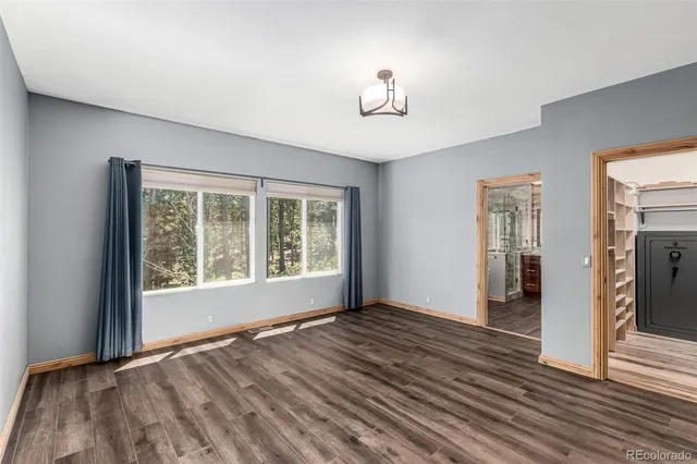 a view of entryway and hall