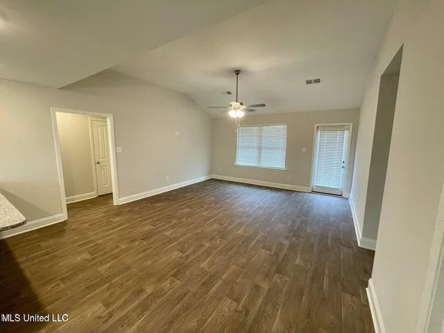 $310,900 | 106 Red Bird Cove, Senatobia, MS 38668