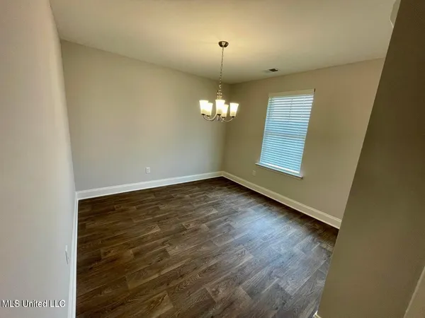 $306,000 | 106 Red Bird Cove, Senatobia, MS 38668