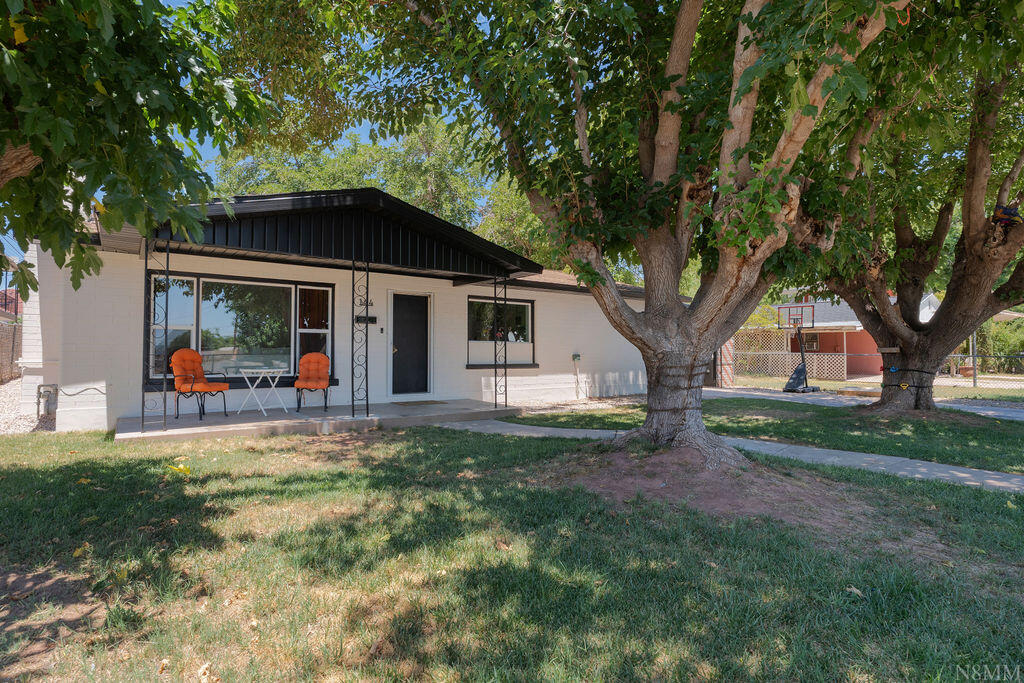 144 West 300 S Street St. George, UT 84770 - Photo 1 of 46 DSC07051
