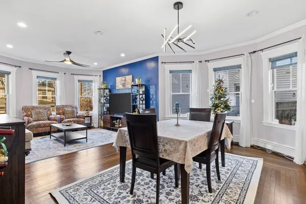 $5,400 | 62 Atherton Road, Unit 1, Brookline, MA 02446