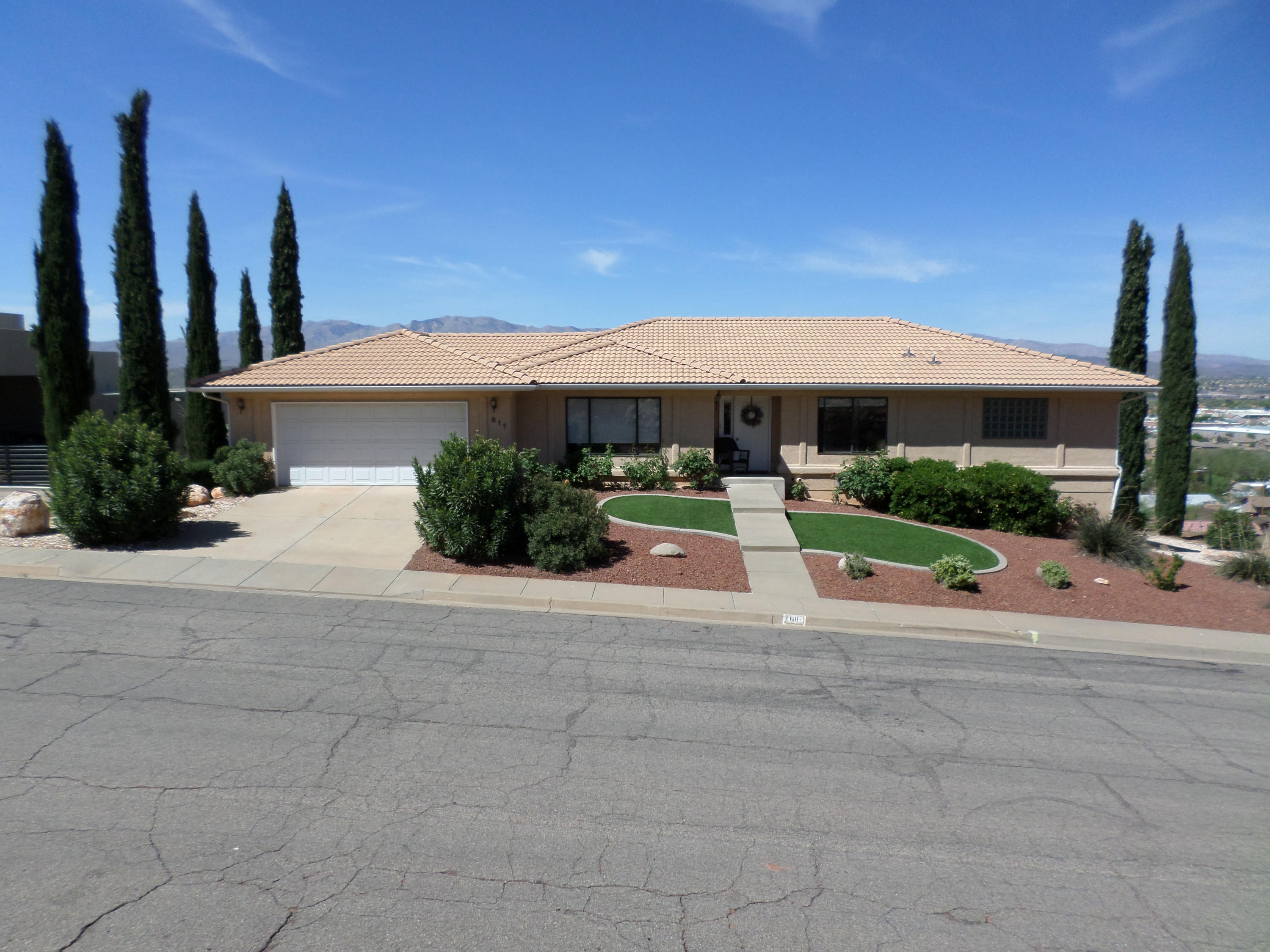 611 North 950 West St. George, UT 84770 - Photo 1 of 1 Home / View