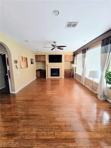 $2,890 | 8645 Arcata Coast Avenue, Las Vegas, NV 89178