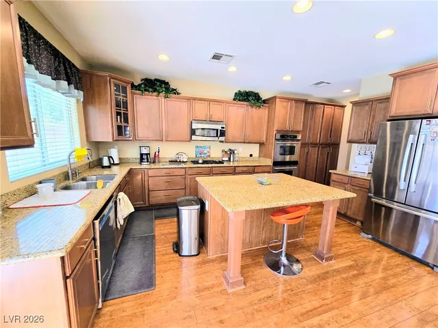 $2,890 | 8645 Arcata Coast Avenue, Las Vegas, NV 89178