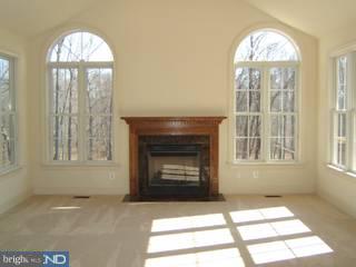 10 Woods Edge Road West Chester, PA 19382 - Photo 4 of 6 Gallery Image 4