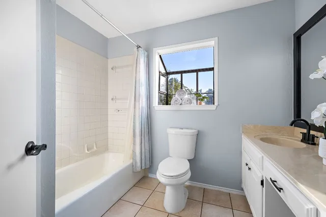 $1,100,000 | 300 County Road 290, Leander, TX 78641