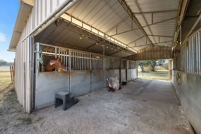 $1,100,000 | 300 County Road 290, Leander, TX 78641