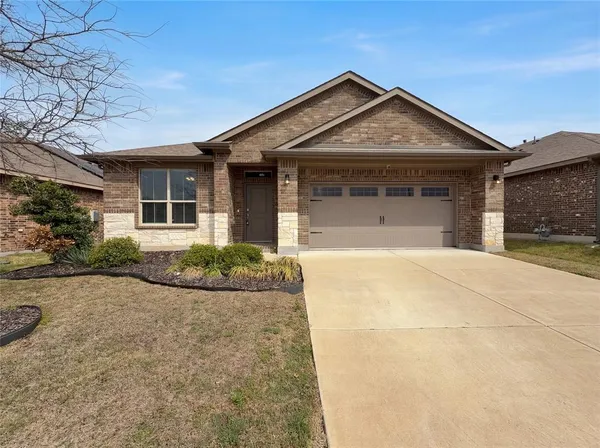 $333,000 | 2520 Allview Lane, Glenn Heights, TX 75154