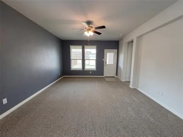 $333,000 | 2520 Allview Lane, Glenn Heights, TX 75154