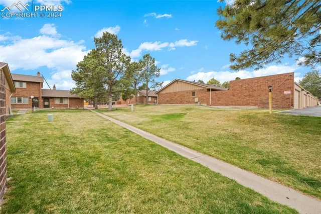 a view of a outdoor space