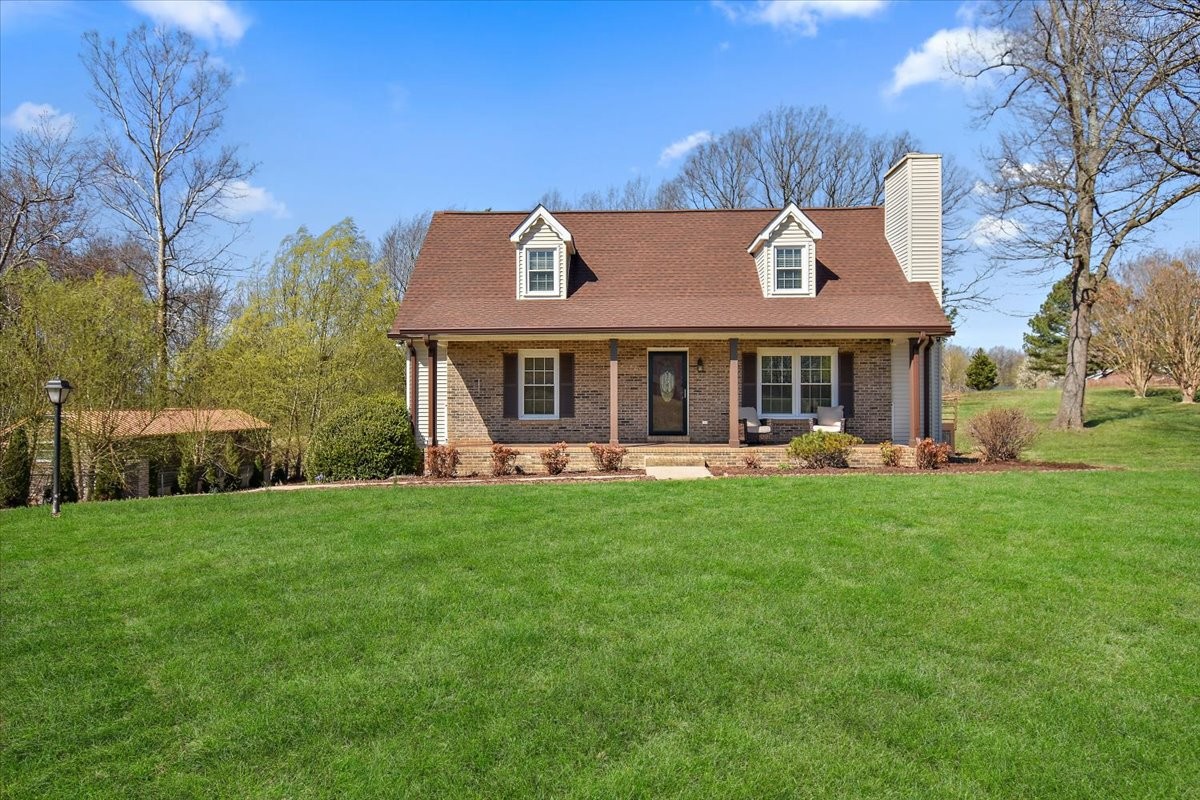 2609 Derby Run Road Springfield, TN 37172 - Photo 2 of 48 a front view of a house with a yard