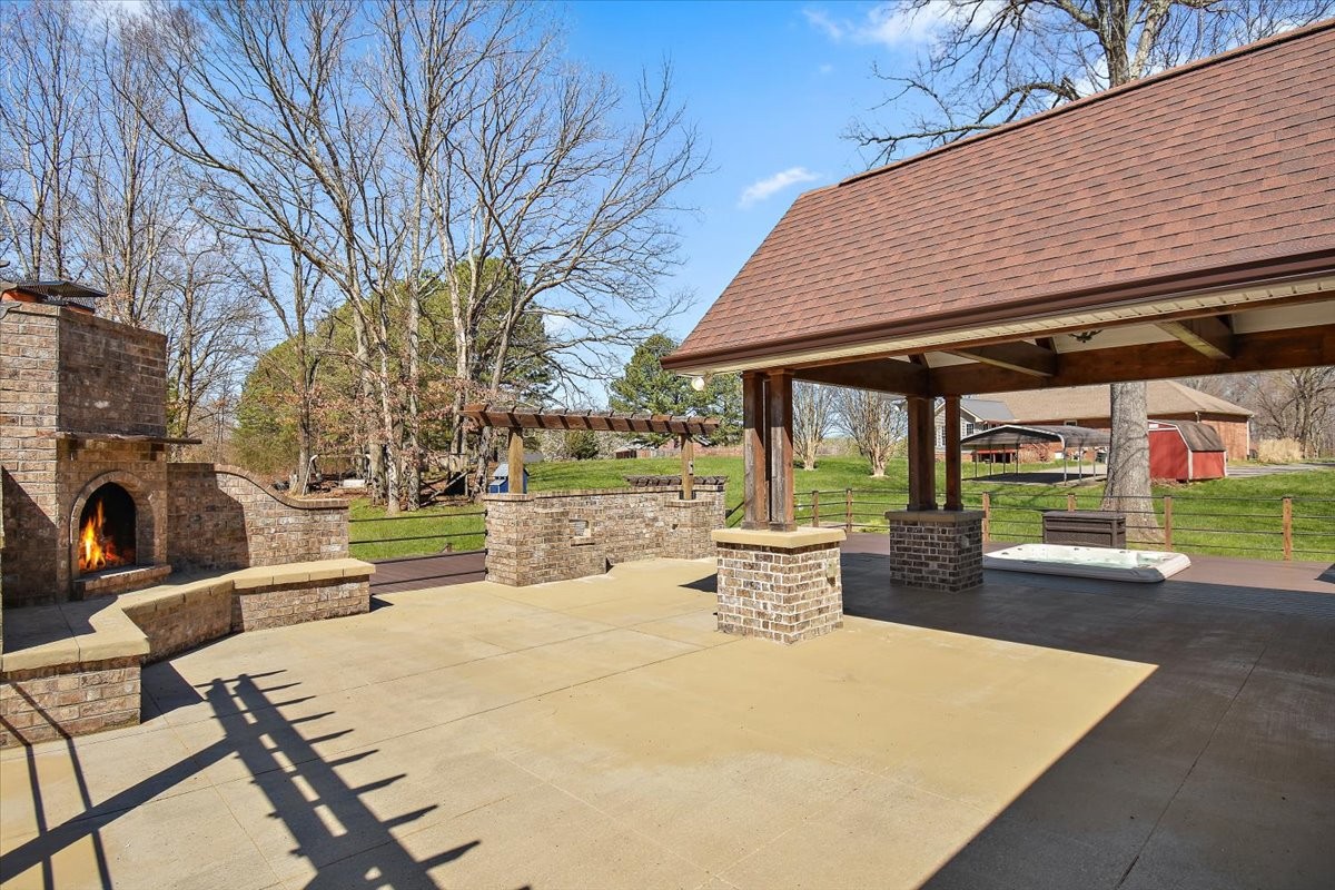 2609 Derby Run Road Springfield, TN 37172 - Photo 32 of 48 a view of a backyard with sitting area