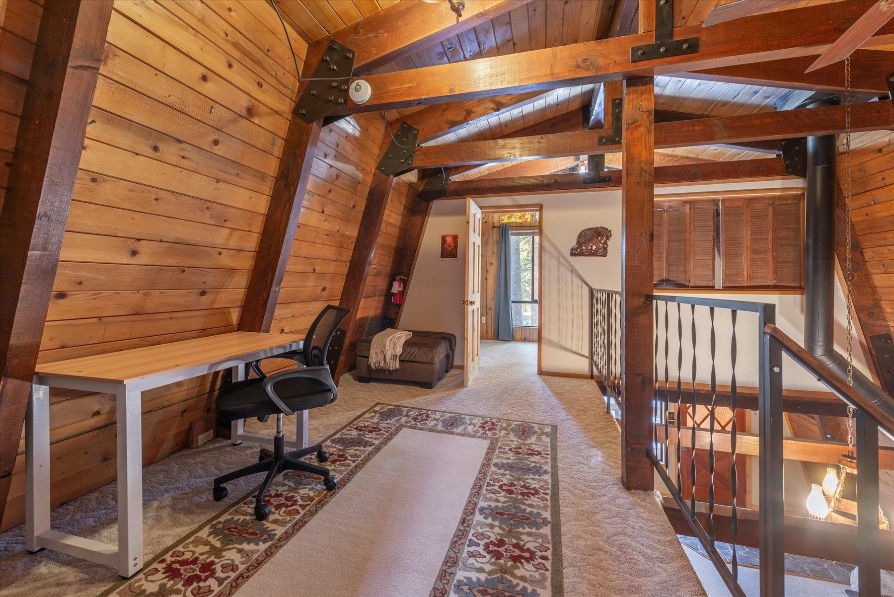 12518 Pine Forest Road Truckee, CA 96161 - Photo 9 of 19 Gallery Image 9