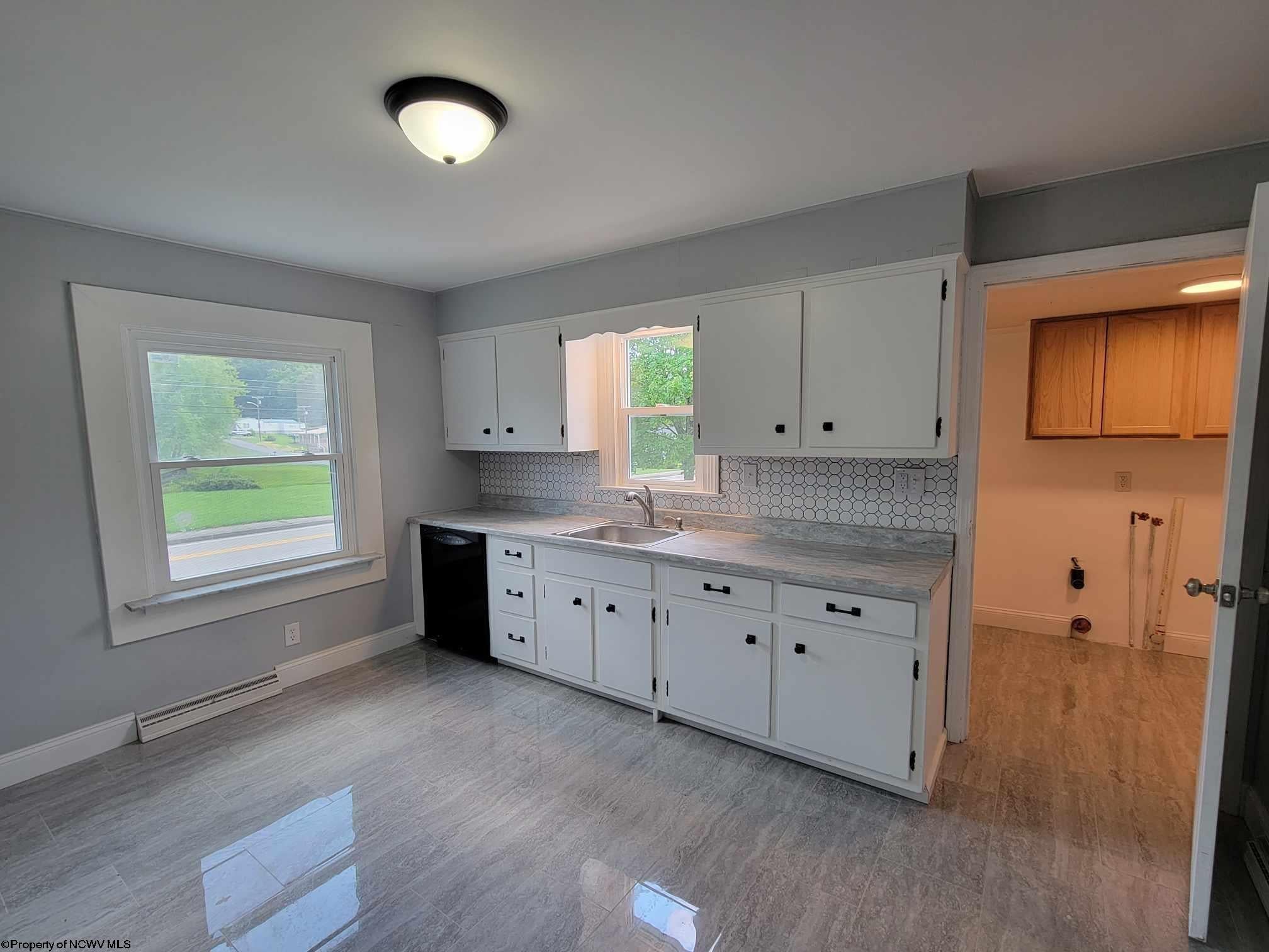 1904 Pleasant Valley Road Fairmont, WV 26554 - Photo 17 of 26 Gallery Image 17