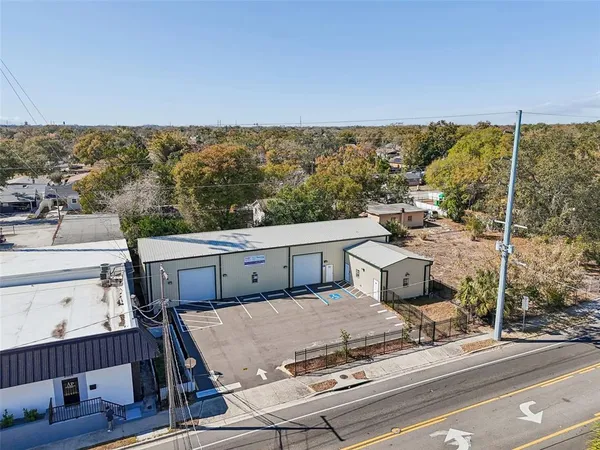 $21 | 2820 North 34th Street, Tampa, FL 33605