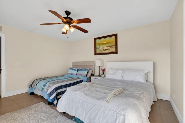 $305,000 | 5204 Waterview Circle, Palm Springs, FL 33461