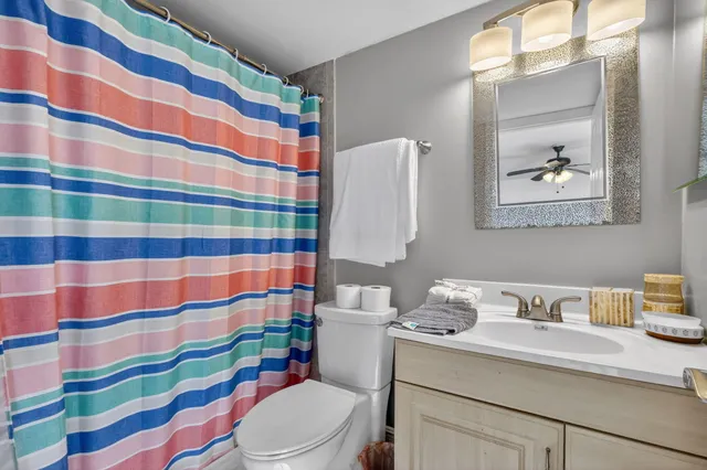 $305,000 | 5204 Waterview Circle, Palm Springs, FL 33461