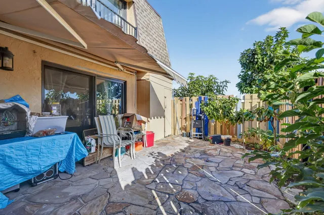 $305,000 | 5204 Waterview Circle, Palm Springs, FL 33461