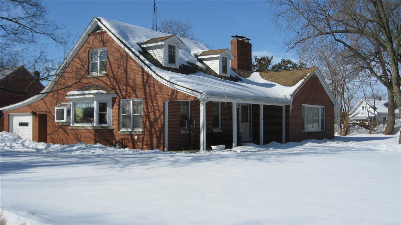 701 North Riverside Boulevard Goshen, IN 46528 - Photo 1 of 7 Gallery Image 1