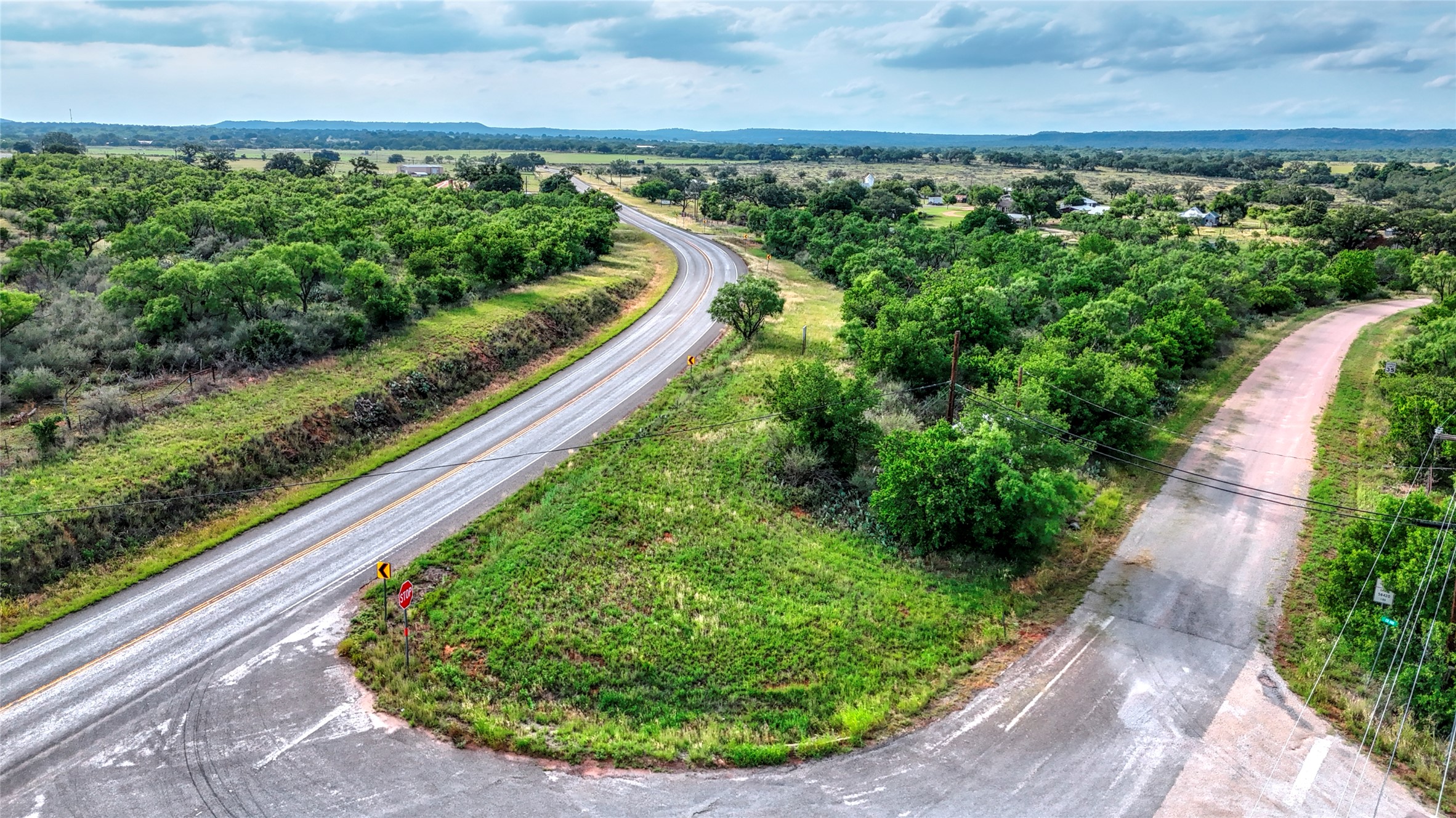 114 Center St Valley Spring Valley Spring, TX 76885 - Photo 17 of 20 a view of a yard with a garden