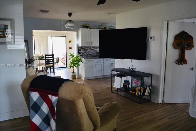 $426,000 | 4155 Northwest 12th Terrace, Oakland Park, FL 33309