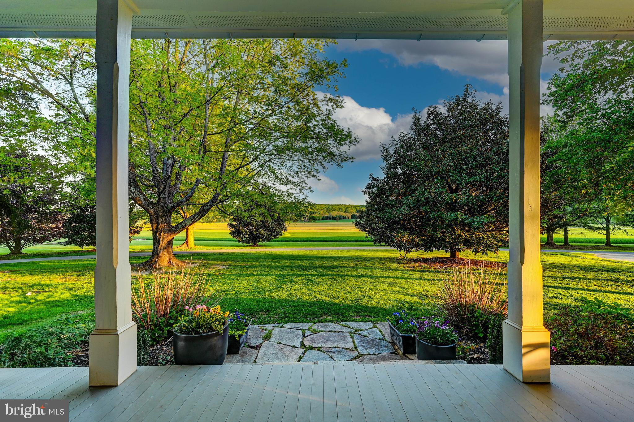 13401 Longnecker Road Reisterstown, MD 21136 - Photo 23 of 58 a garden view with a seating space