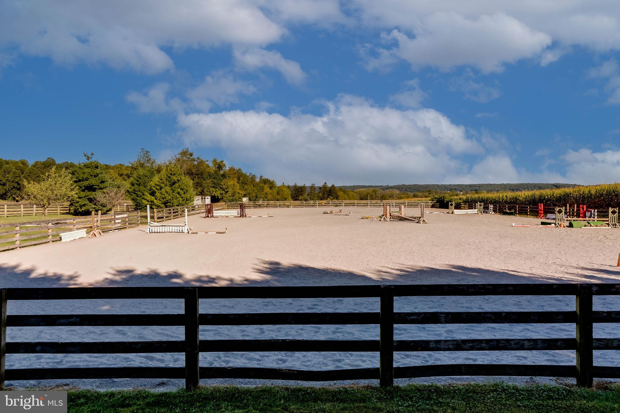 13401 Longnecker Road Reisterstown, MD 21136 - Photo 53 of 58 a view of swimming pool and mountain in back