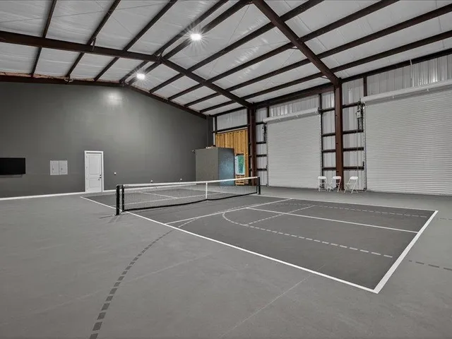 $2,295 | 2929 Miccosukee Road, Unit 2, Tallahassee, FL 32308