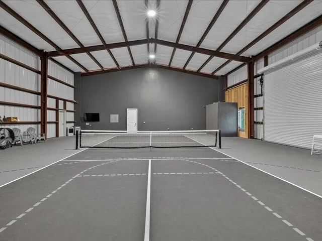 $2,295 | 2929 Miccosukee Road, Unit 2, Tallahassee, FL 32308